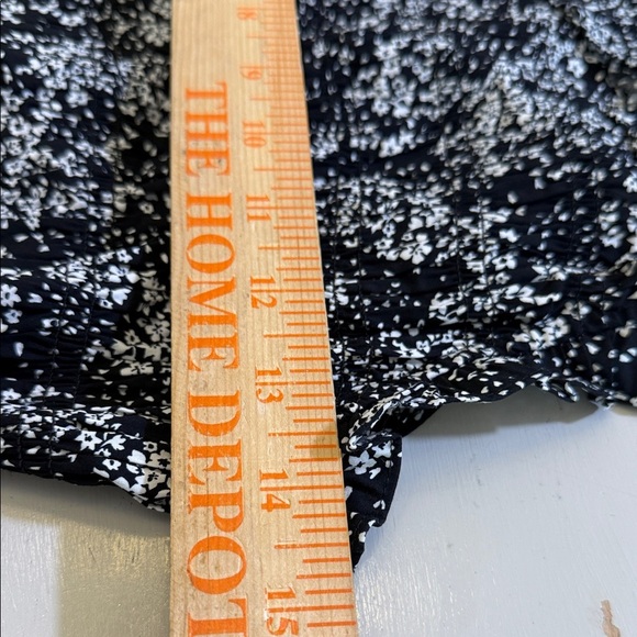 Madewell Smocked Crewneck Mini Dress in Floral Size 0 - Picture 9 of 11